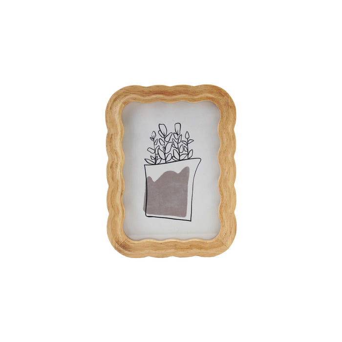 Scalloped Photo Frame