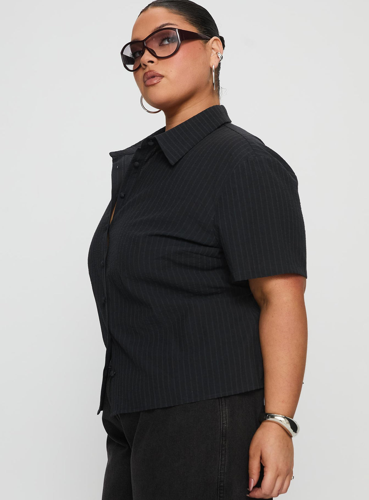 Arnica Top Black Stripe Curve