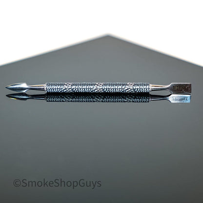 Ergonomic Dab Tool 710: Goyard-Inspired Wrapped Dabber, Sophisticated Dabbing Accessory, Unique Premium Aesthetic Wrap, Durable Heat-Resistant Materials for Long-Lasting Use, Easy Handling and Precision Design, Ideal for Art-Conscious Dabbing Enthusiasts.