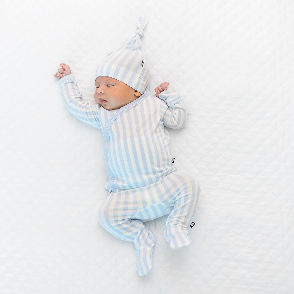 Take Me Home Set with Cap in Small Mist Stripe