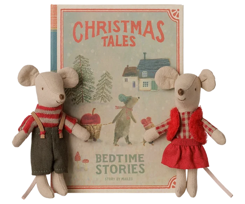 Christmas Twin Mice, Little Sister and Brother in Book