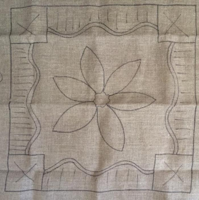 Daisy Chain Bonnet Topper Stool Pattern