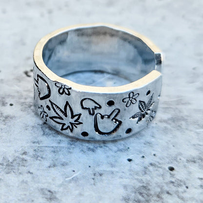 Hemp Leaf Middle Finger Ring - Marijuana Leaf Silver Ring Salt and Sparkle
