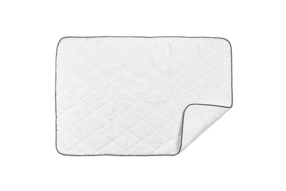 White/Smoke Grey / Quilted Tub Mat: 24" W x 36" L