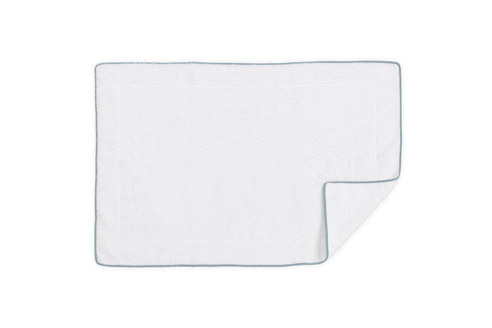 White/Pool / Tub Mat: 24" W x 36" L