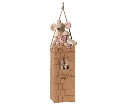 Queen Mouse, Mum