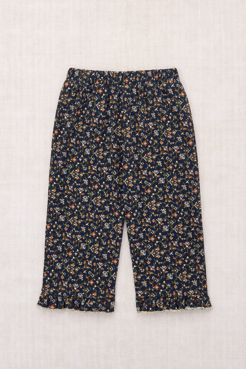 Ruffle Pedal Pusher in Astronomy Millefleurs