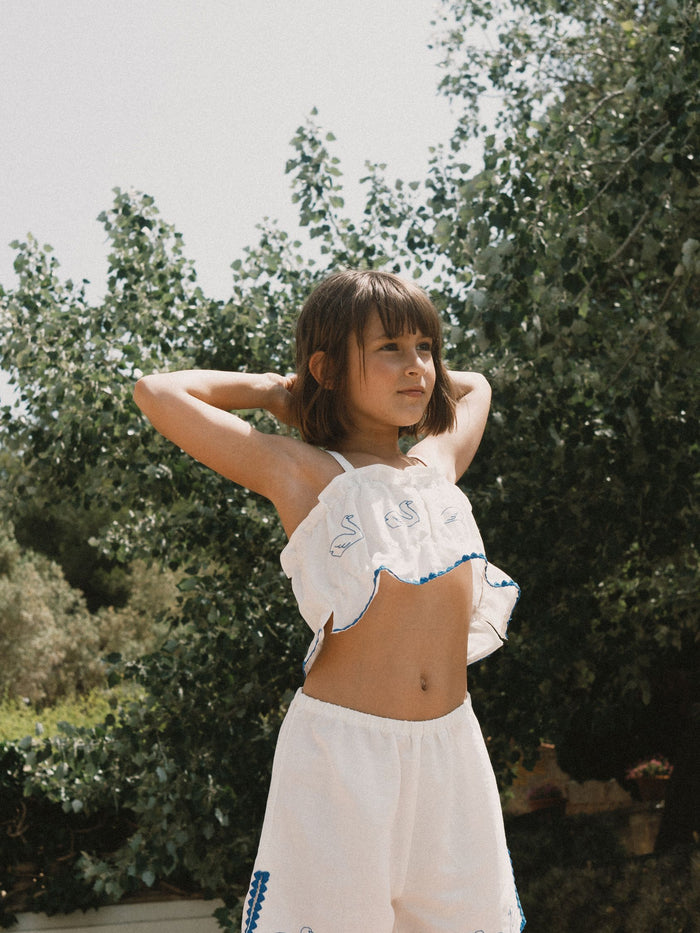 Swans Linen Shorts in Off White